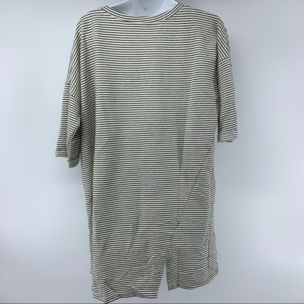 Umgee women's short sleeve striped tunic, medium - Picture 14 of 15